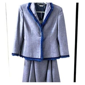 Gorgeous Alexander McQueen wool dress suit size 44